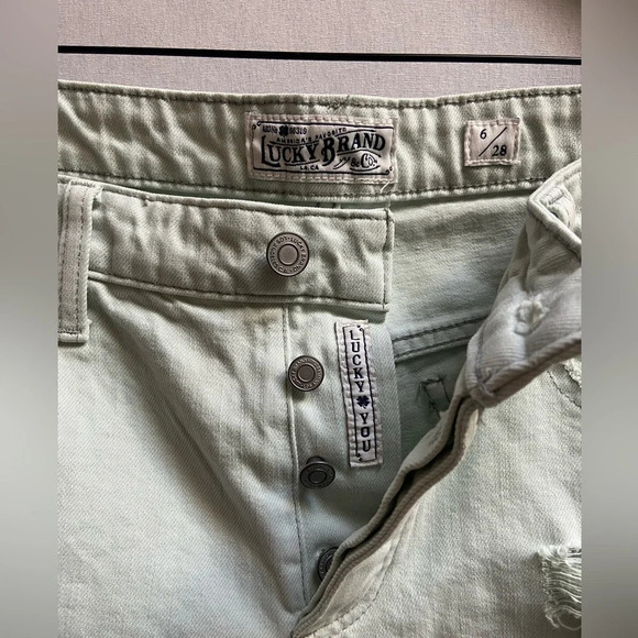 Lucky Brand "The Boyfriend Short" pastel green  button fly shorts 6/28 - Picture 5 of 9